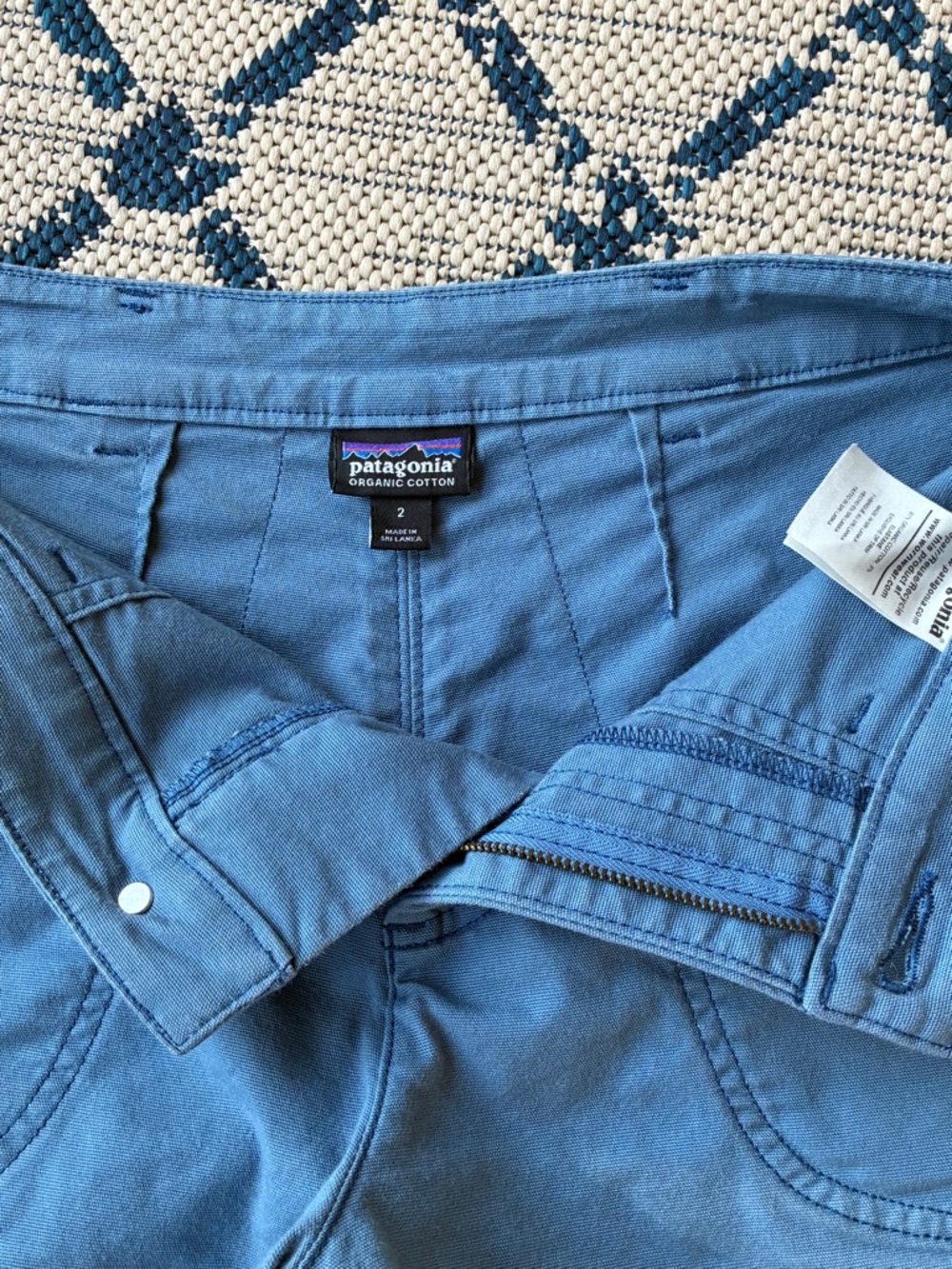 Patagonia Stand Up Shorts EUC Blue - Picture 3 of 10